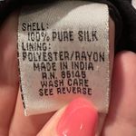 Sean Collection Vintage Black & White Sleeveless Top Sz Medium 100% Silk Photo 3