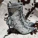 Steve Madden Ender Bootie Size 7.5 B12A Photo 4