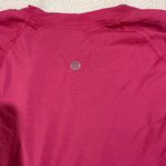 Lululemon  Swiftly Tech Race Length Top Photo 2