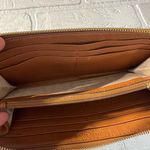 Michael Kors  Wallet Brown Leather Pebbled Full Zip Around Pockets Card‎ Slots Photo 9