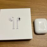 Apple AirPods 2nd Gen Photo 0