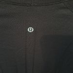 Lululemon  long Sleeve Giants Branded Swiftly, Size 8 Photo 3