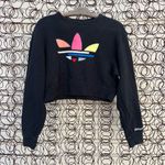 adidas Originals adicolor bold cropped sweatshirt in black SMALL Photo 1