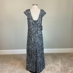 JS Collections Women's Formal Dress Size 10 Blue Embroidered Short Sleeve Gown Photo 4