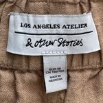 & Other Stories Los Angeles Atelier & Other Stories High Waist tan pull on Shorts, size 8 Photo 1