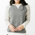 Zyia Women's Gray and Cream  Sweater Photo 2