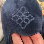 Dearfoams velour closed back slippers Photo 2