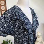 Les Copains Feminine Daisy Floral Print Navy Blue Silk Dress Size M Photo 2