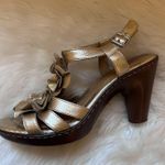 Born Shoes Size 10 born brand gold metallic flower heels Photo 3