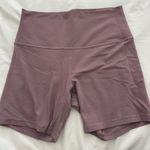 Lululemon  biker shorts  Photo 0
