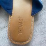 Toms  Multicolor Criss‎ Cross Slip On Leaher Sandal Size 7 Photo 1