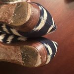 Oscar de la Renta  flats size 9 navy blue white fabric silver buckle Photo 5