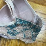 Wacoal  Beige and Teal Lace Bra Photo 2