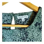 Ophelia Roe Blouse L green black animal print 1 button back Rouched Puff Sleeve Photo 7