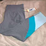 Tangerine NWT  Color Block Capri, XL Photo 0