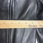 Danier ladies Black soft Leather Jacket with Tailored Silhouette size 4 Photo 7