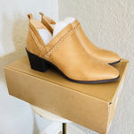 Journee Collection Sophie Braided Strap Bootie, Block Heel, Tan, Size 8.5 NWT Photo 0