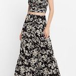 EXPRESS EUC SKIRT AND SWEETHEART TUBE TOP SET MEDIUM Photo 1