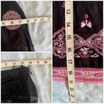 Persaman New York Black Embroidered Pink Knee Photo 6