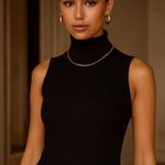 Elan Black Stretchy Ribbed Mock Neck Luxury Sleeveless Top Size Small Photo 0