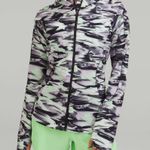 Lululemon Mist Over Windbreaker in Paint Glide Multi Photo 15