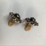 Vintage Mazer clip on earrings with textured center stone jeweled leaf border Silver Photo 5