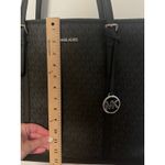 Michael Kors
Quinn Large Signature Logo and Leather Tote Bag Photo 9