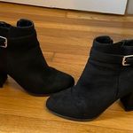 Forever 21 black booties. Rarely worn. Photo 0