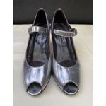 Donald J Pliner Women's Leather Silver \Pumps/Shoes/Heel 2.75" Size 6 SKU 5699 Photo 2