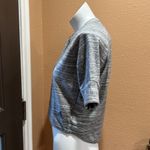 Adidas  gray short sleeve sweatshirt T-shirt Photo 2