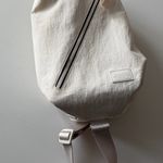 Lululemon Fast Track Bag 2.0 9L — Light Ivory — Retail $88 Photo 1