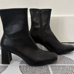 A New Day  Black Leather Stretch Block Heel Boots Size 8.5 Photo 0