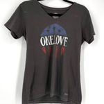 Life is Good Life Is Good Women's One Love Americana Logo Classic Fit T-Shirt Top Grey Small Photo 0