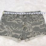 Current/Elliott The Boyfriend Short Cutoffs Broken Camo Print Frayed Sz 28 Photo 10