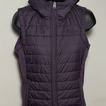 The North Face  XS Dark Purple Puffer Mashup Hooded Polyester Vest Photo 0