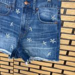 Madewell  The Perfect Jean High‎ Rise Shorts: Daisy Embroidered Edition Size 27 Photo 4