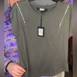 DKNY Fatigue Green Crew Neck Zip-Shoulder T-Shirt, Size Medium, New with Tag $59 Photo 3