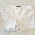 Kut From The Kloth  Gigi High‎ Rise Short Women's 16 White Distressed Cutoff Photo 3