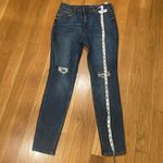 Old Navy NWT  high-rise rockstar super skinny distressed jeans size 8. Photo 5