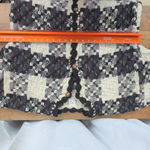 Handmade Ladies' Hand knit Ecuadorian Made Cardigan Sweater. Photo 4