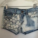 American Eagle  denim shortie with lace detail size 2 100% cotton Photo 0
