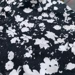 Garage Floral Criss Cross Back Crop Top in Black/White - Large, Short Sleeve Photo 11