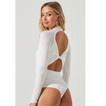 ASTR NWT  The Label Prue Back Twist Bodysuit Long Sleeve Women's White Size S Photo 1