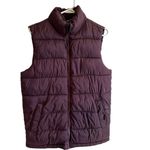 Old Navy Maroon Puffer Vest Jacket Size Small Photo 2
