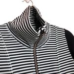 Lululemon Daily Yoga Jacket Mint Green Striped High Neck Zip Up Jacket Size 2 Photo 7