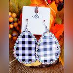 Gingham Plaid Teardrop Earrings White Photo 0
