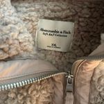 Abercrombie & Fitch Sherpa Pullover Photo 2