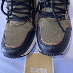 Michael Kors Shoes Women’s size 7 Photo 2