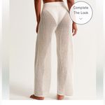 Abercrombie & Fitch  Women’s Crochet-Style
Coverup Pants Pull On Ivory Size M Photo 1