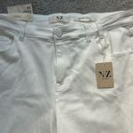 Nic+Zoe Ankle Straight Leg Jeans, Color is Canvas, Size 33, NWT Photo 7